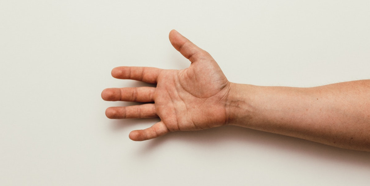 carpalis alagút szindróma műtét fájdalom a kezek és a lábak ízületeiben